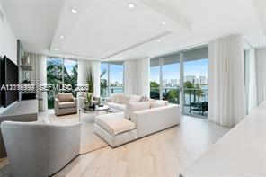 17111 Biscayne Blvd