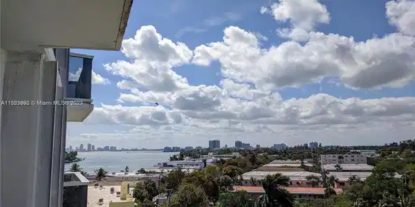 900 Bay Dr Unit 609