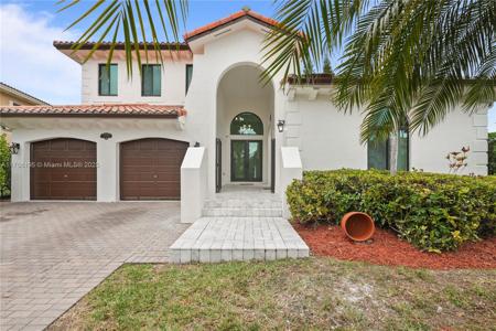 7771 SW 188th Ter