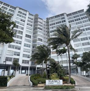 11930 N Bayshore Dr