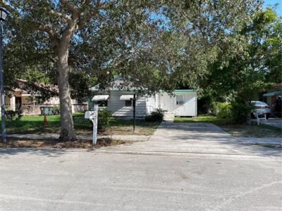 156 S NE 11th Street