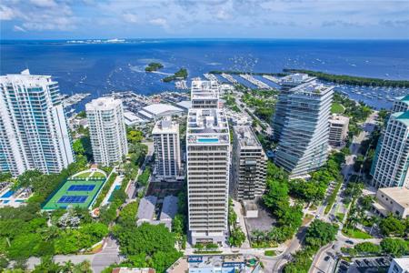 2655 S Bayshore