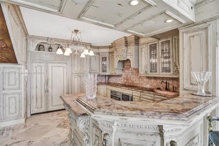1000 S Pointe Dr