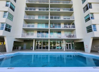 9500 W Bay Harbor Dr