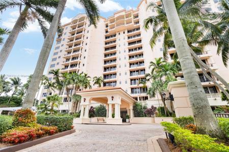 13627 Deering Bay Dr