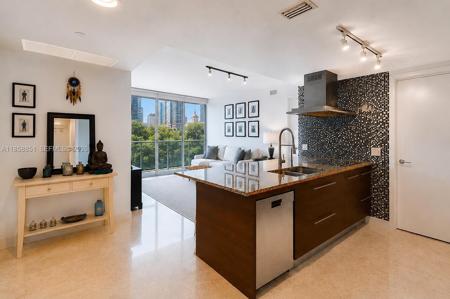 495 Brickell Ave