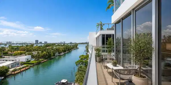 9940 W Bay Harbor Dr