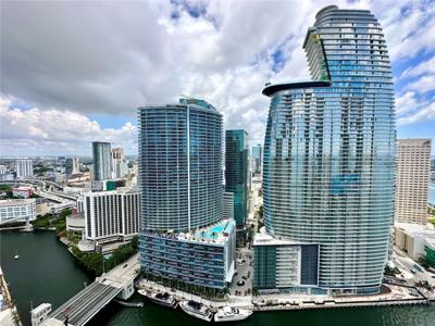 465 Brickell Ave