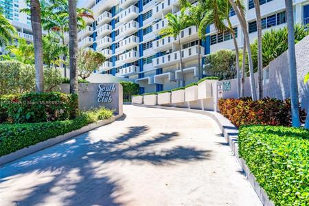 800 West Ave
