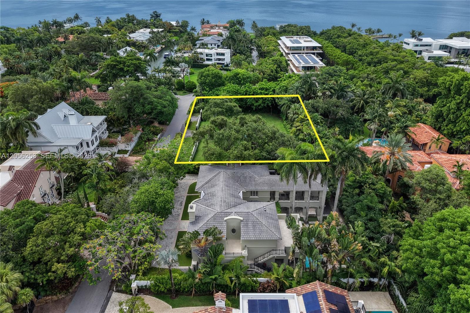 Image 4: Current lot view