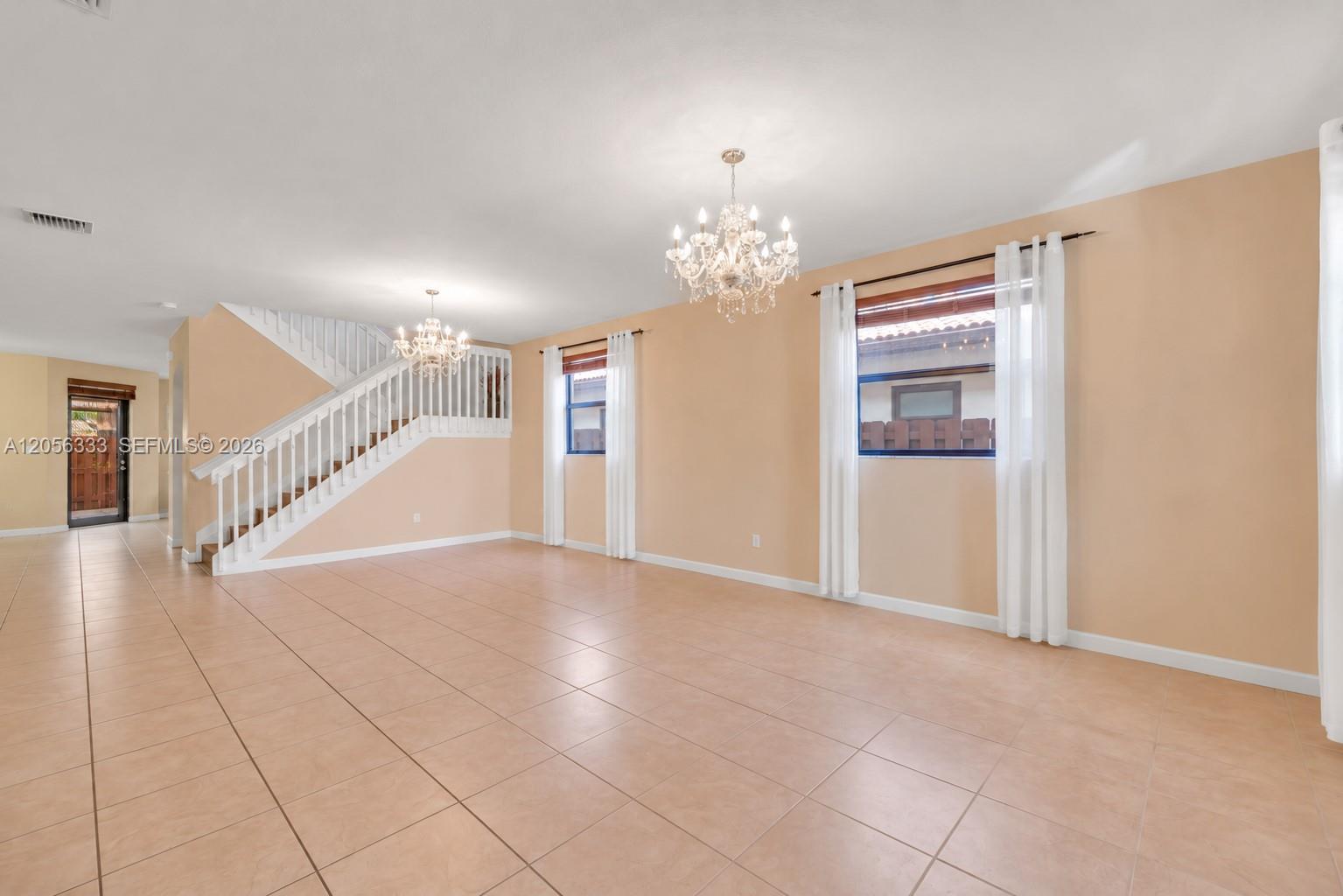 Image 4: Living & Dining Space