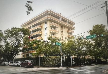 3304 Virginia St