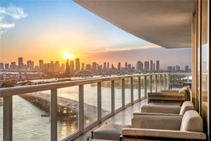 450 Alton Rd Unit 1801/03
