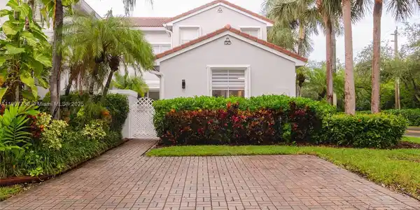1115 Cherrypalm