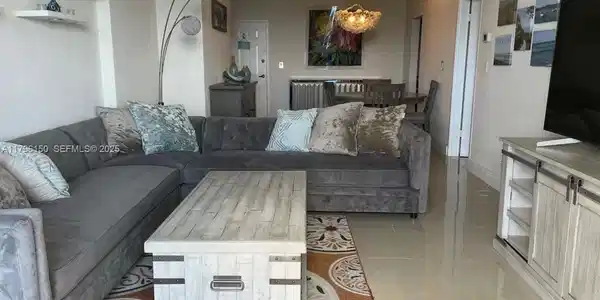 2501 S Ocean Dr