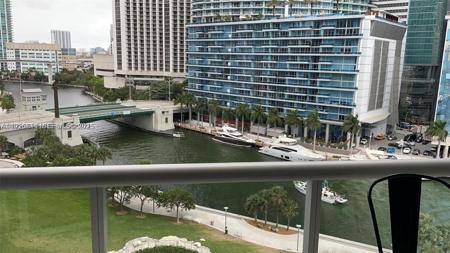 465 Brickell Ave