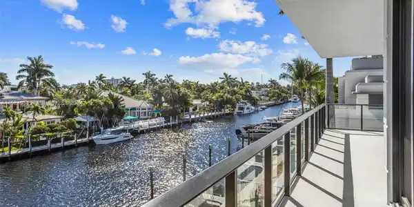160 Isle Of Venice Dr.