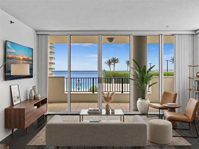 6422 Collins Ave