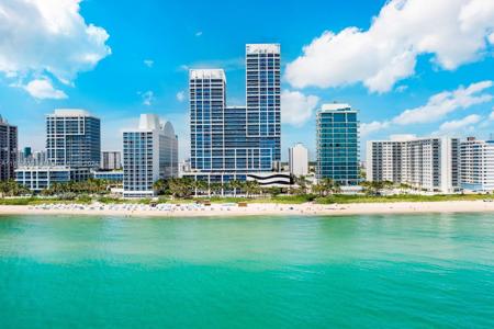 6899 Collins Ave