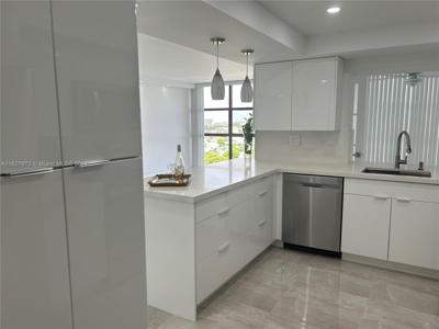 600 Parkview Dr