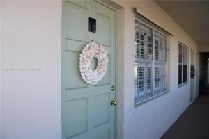 4111 NE 21st Way Unit 204