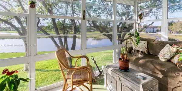 24 Vista Gardens Trl Unit 201