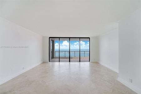 1581 Brickell Ave