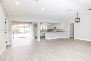 1921 SE 15th Terrace
