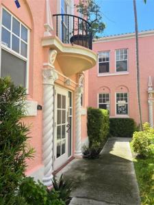 754 Meridian Ave