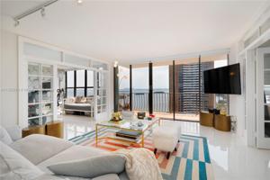 780 NE 69th St Unit 1605