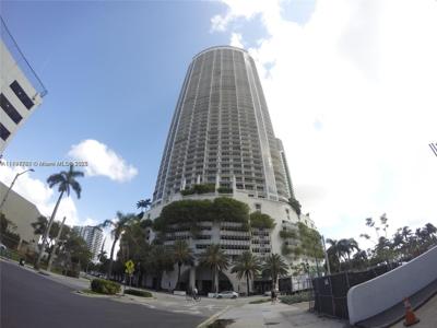 1750 N Bayshore Dr