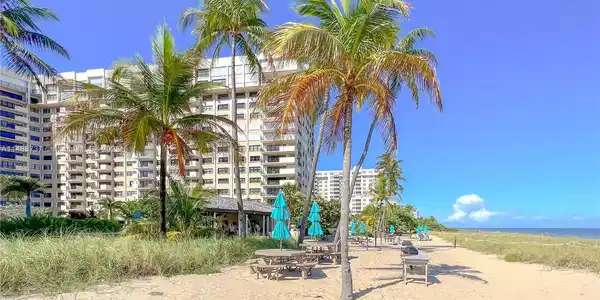 5100 N Ocean Blvd