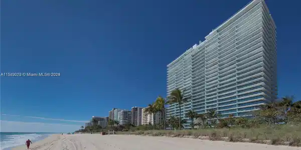 10203 Collins Ave