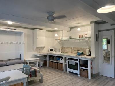 455 NE 16th Ave