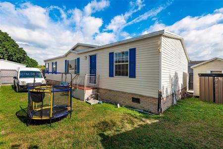 220 #186 NE 12th Ave