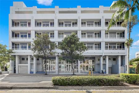 3250 Grand Ave