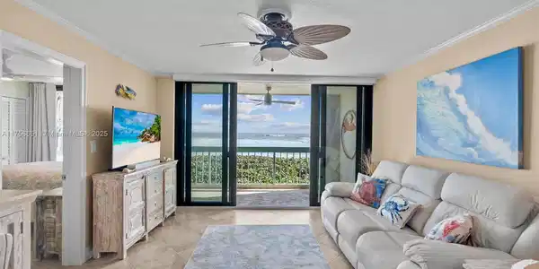 9940 S Ocean Dr