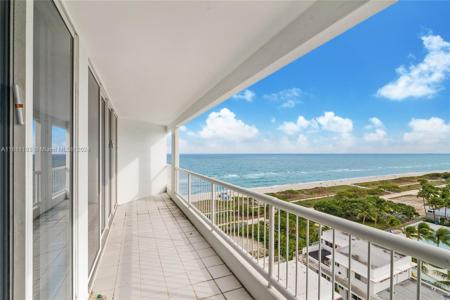 9341 Collins Ave