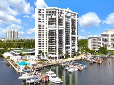 300 Three Islands Blvd