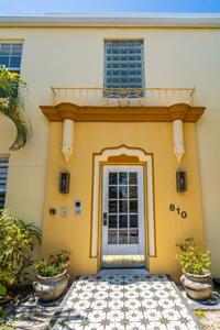 810 11th Street