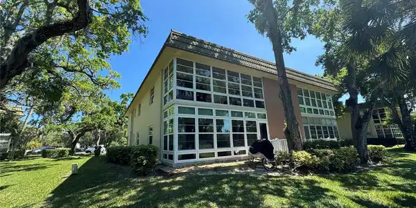 11 Vista Gardens Trl