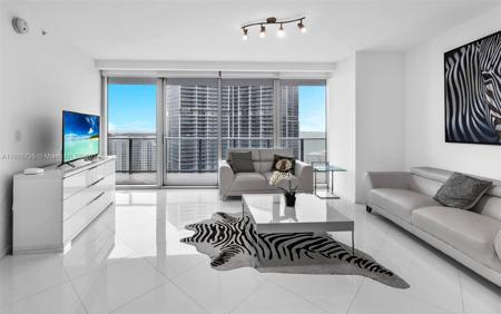 200 Biscayne Boulevard Way