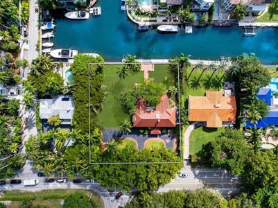 1716 S Bayshore Dr