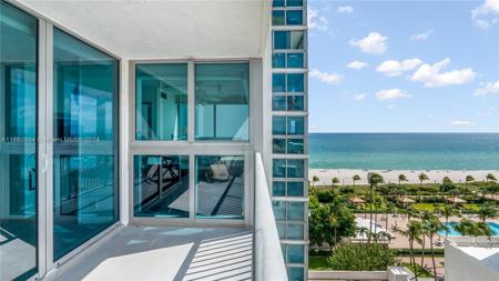 2655 Collins Ave