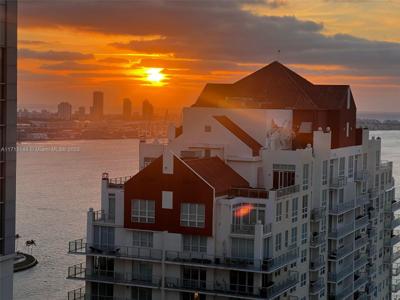 1200 Brickell Bay Dr