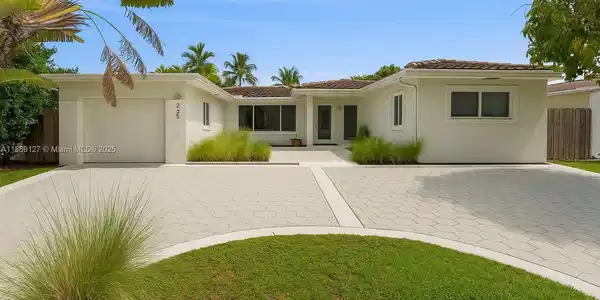 235 Fairway Dr