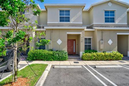 485 NE 5th Ter