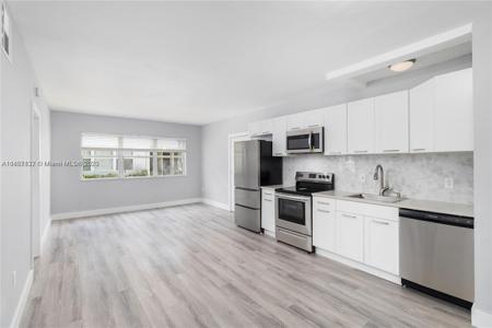 1275 Marseille Dr