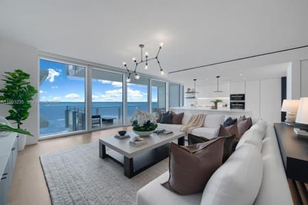 9111 Collins Ave