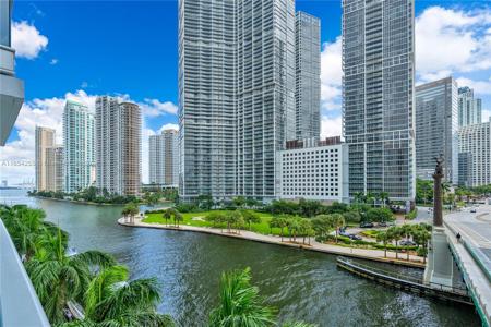 200 Biscayne Boulevard Way